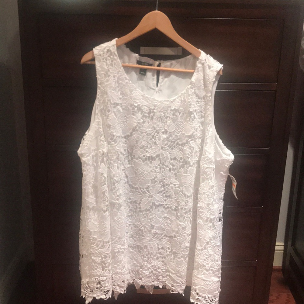 NWT: 3X Alfani Dressy Sleeveless Top White Lace